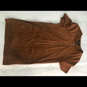 BROWN VELVET DRESS